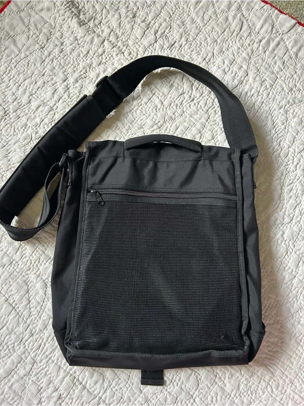 Vintage Y2K Gap Black Nylon Messenger Crossbody Top Handle Techwear Gear Bag